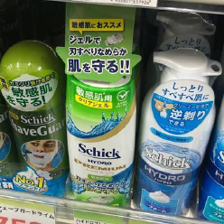 導入した店頭什器（クライアント：シックジャパン様）
